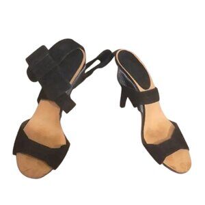 CHLOE Black Suede Sandals. Size 8.5 (IT 38.5)